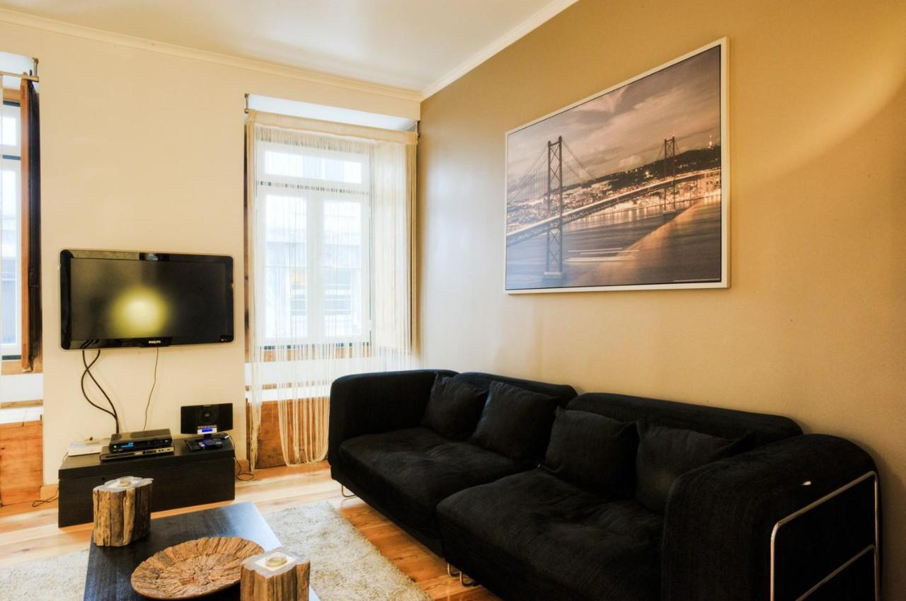 Bmyguest - Bairro Alto Charming Apartment Lisbon Luaran gambar